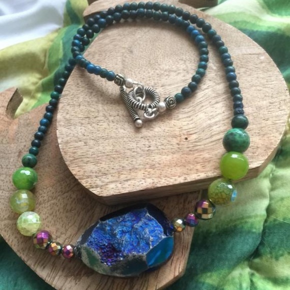 Handcrafted Beaded Necklace Zumbador - Picture 2 of 4